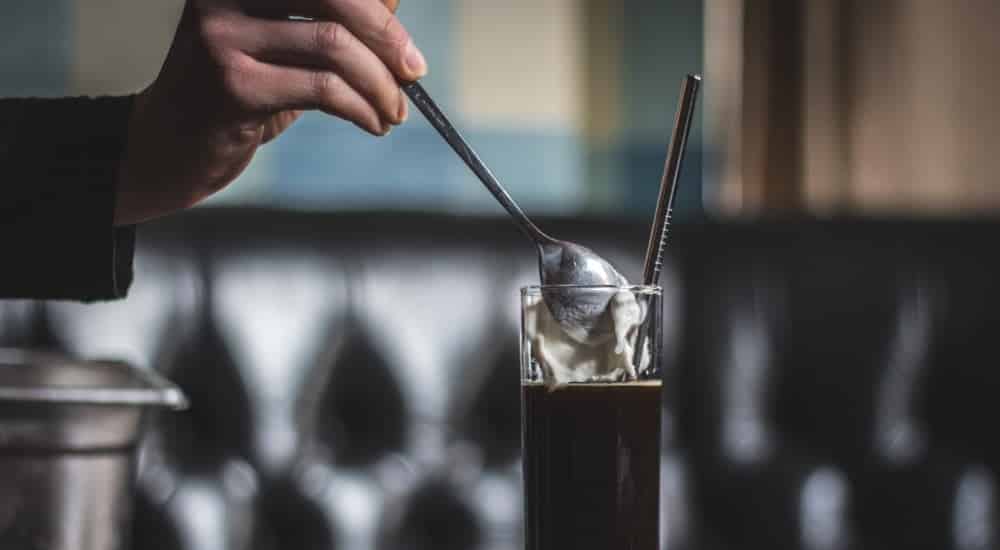 Cold Irish Coffee mit Vanilleeis