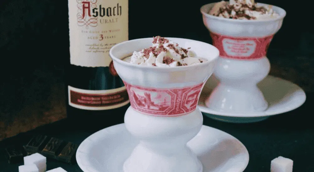 Rüdesheimer Kaffee Rezept - Asbach Uralt Weinbrand