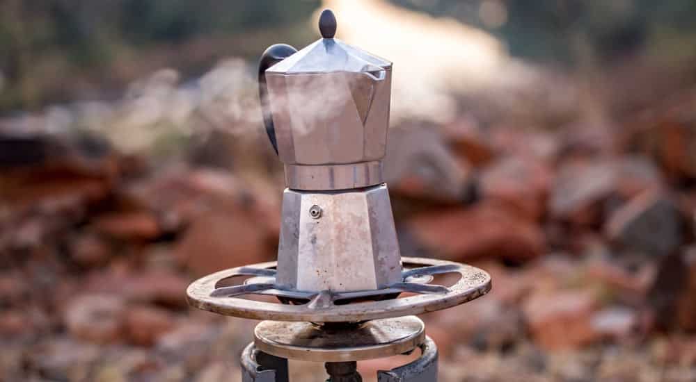 Espressokocher beim Camping