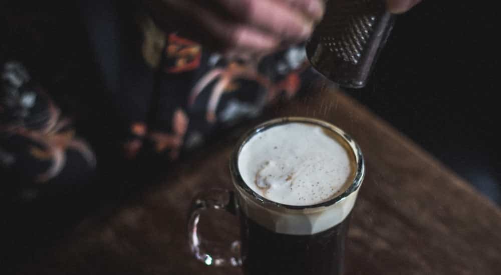 Irish Coffee - Aromatisches Rezept mit frischem Muskat