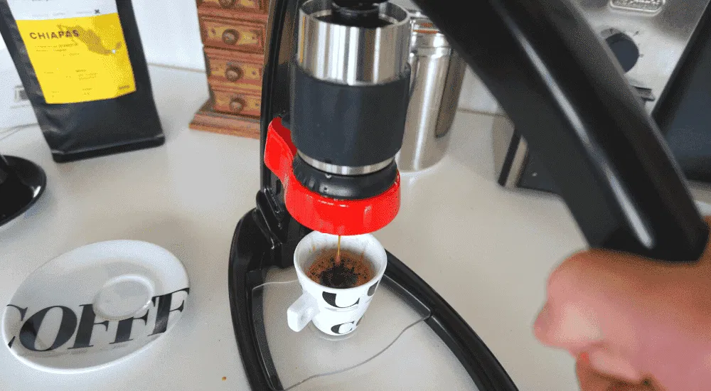 Flair Espresso - Drücken