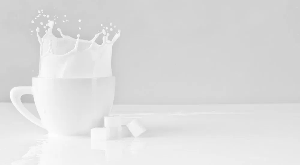 Kaffee Kalorien - Milch und Zucker