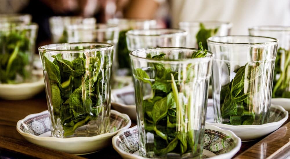 Pfefferminztee zubereiten