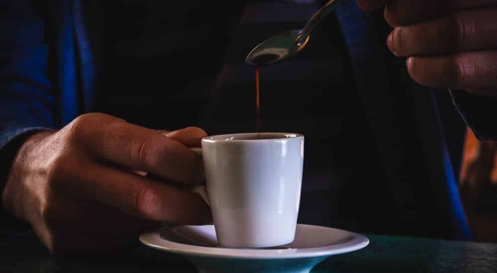 Espressotassen - Löffel und Unterteller