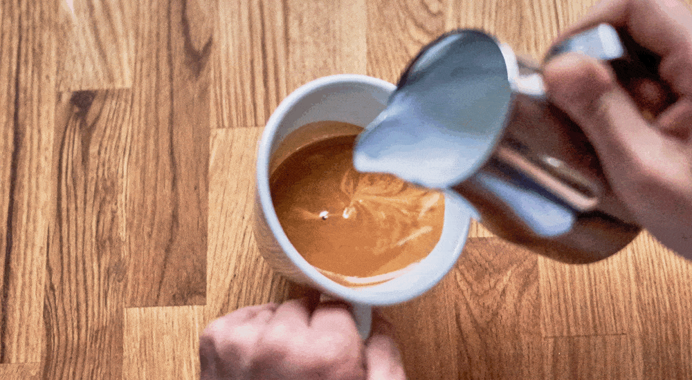 Latte Art Anleitung - Die Tulpe