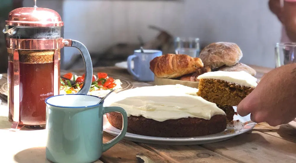 Kaffeeklatsch - Kaffee und selbst gebackener Kuchen