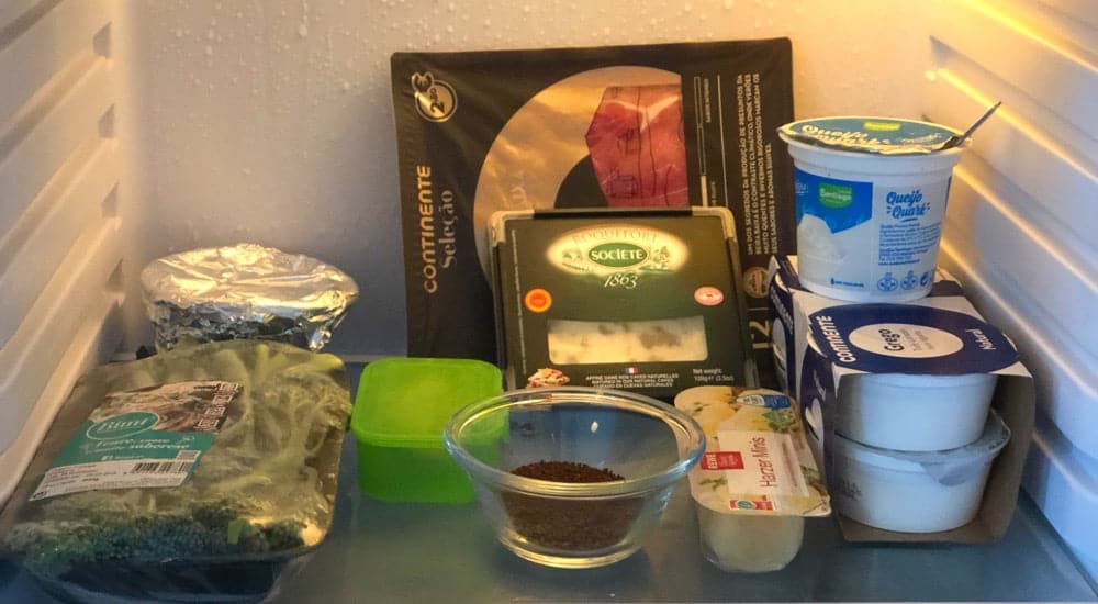 Kaffeesatz im Kühlschrank