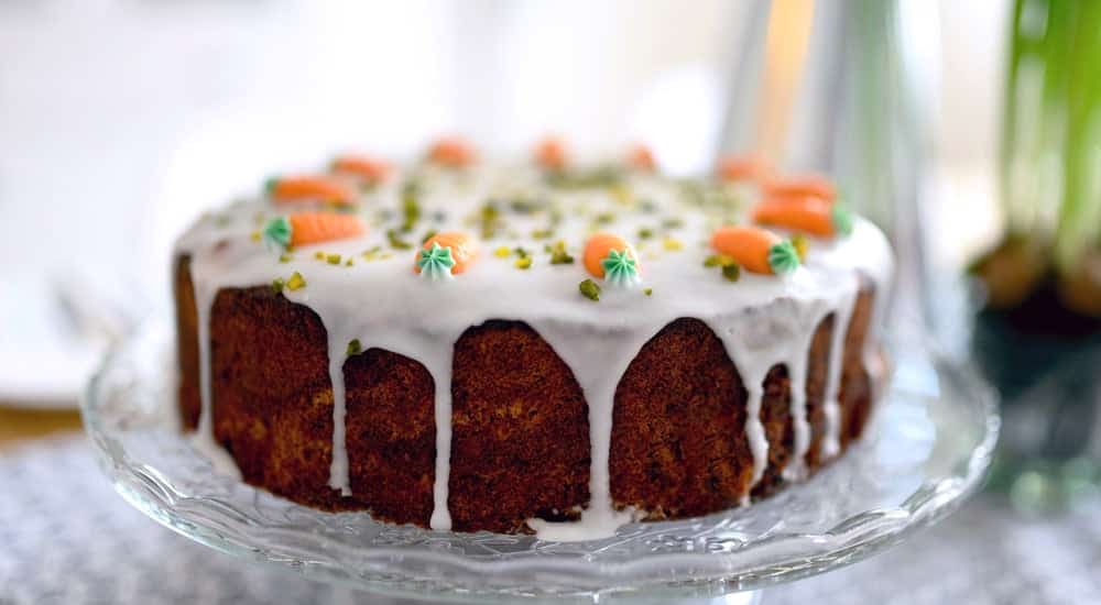 Rüblikuchen vs. Carrot Cake
