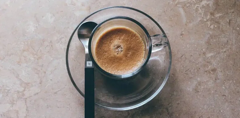 Cafe Americano: Alles über Herkunft, Tradition und Zubereitung