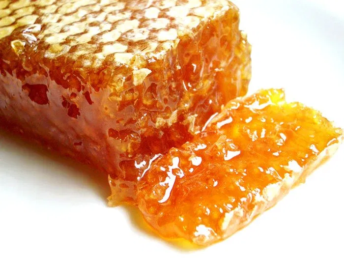 Wabenhonig – Honig in seiner natürlichsten Form