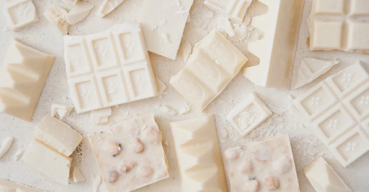 Warum ist weiße Schokolade weiß – und wie (un)gesund ist sie?