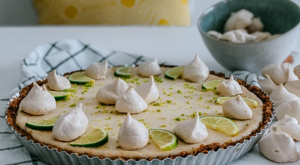 Key Lime Pie mit Mini Baisers