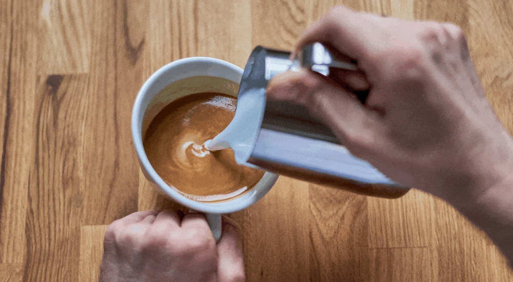 Latte Art Anleitung: Das Farnblatt