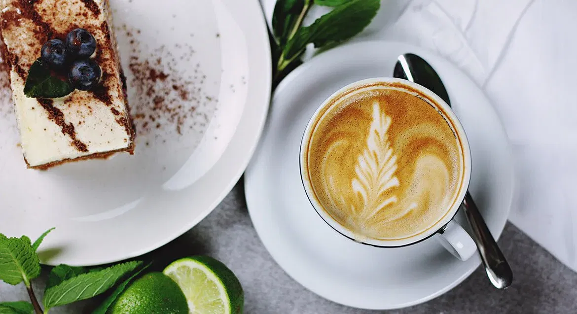 Kaffee Käsekuchen: So backt ihr Cheesecake für Kaffeefans